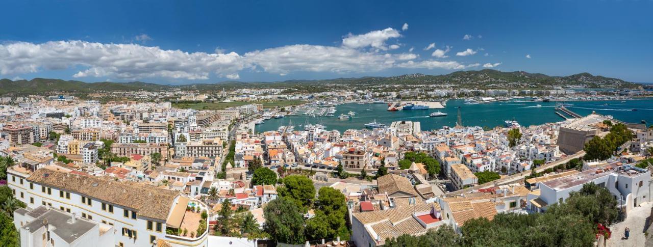 Hotel La Torre Del Canonigo - Small Luxury Hotels Ibiza Bagian luar foto