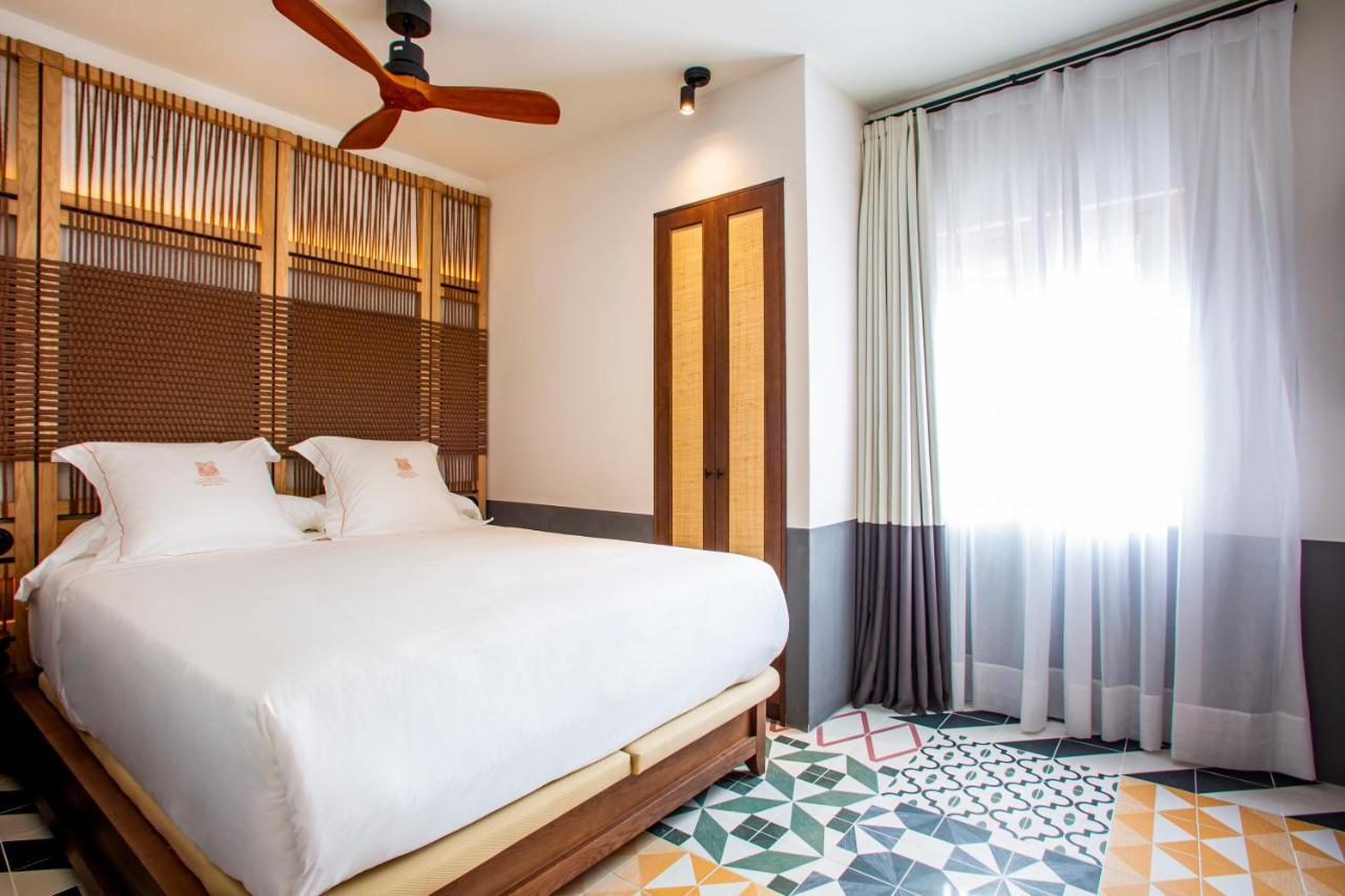 Hotel La Torre Del Canonigo - Small Luxury Hotels Ibiza Bagian luar foto