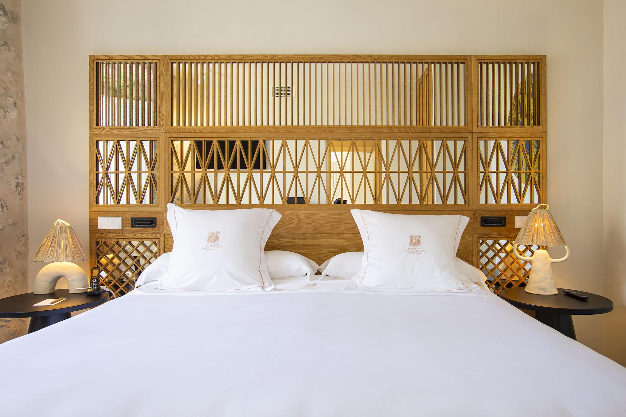 Hotel La Torre Del Canonigo - Small Luxury Hotels Ibiza Bagian luar foto